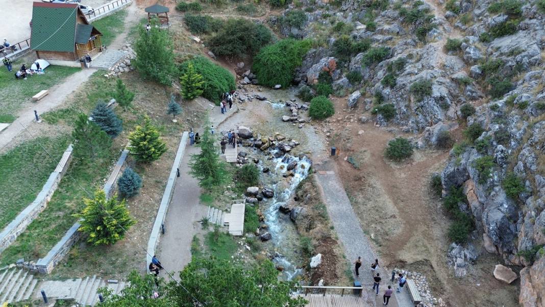 Konya Ovası'nın bereketi 3 bin yıl önce tescillenmiş! Yaz sezonunda 12 bin kişi görmeye geldi 9